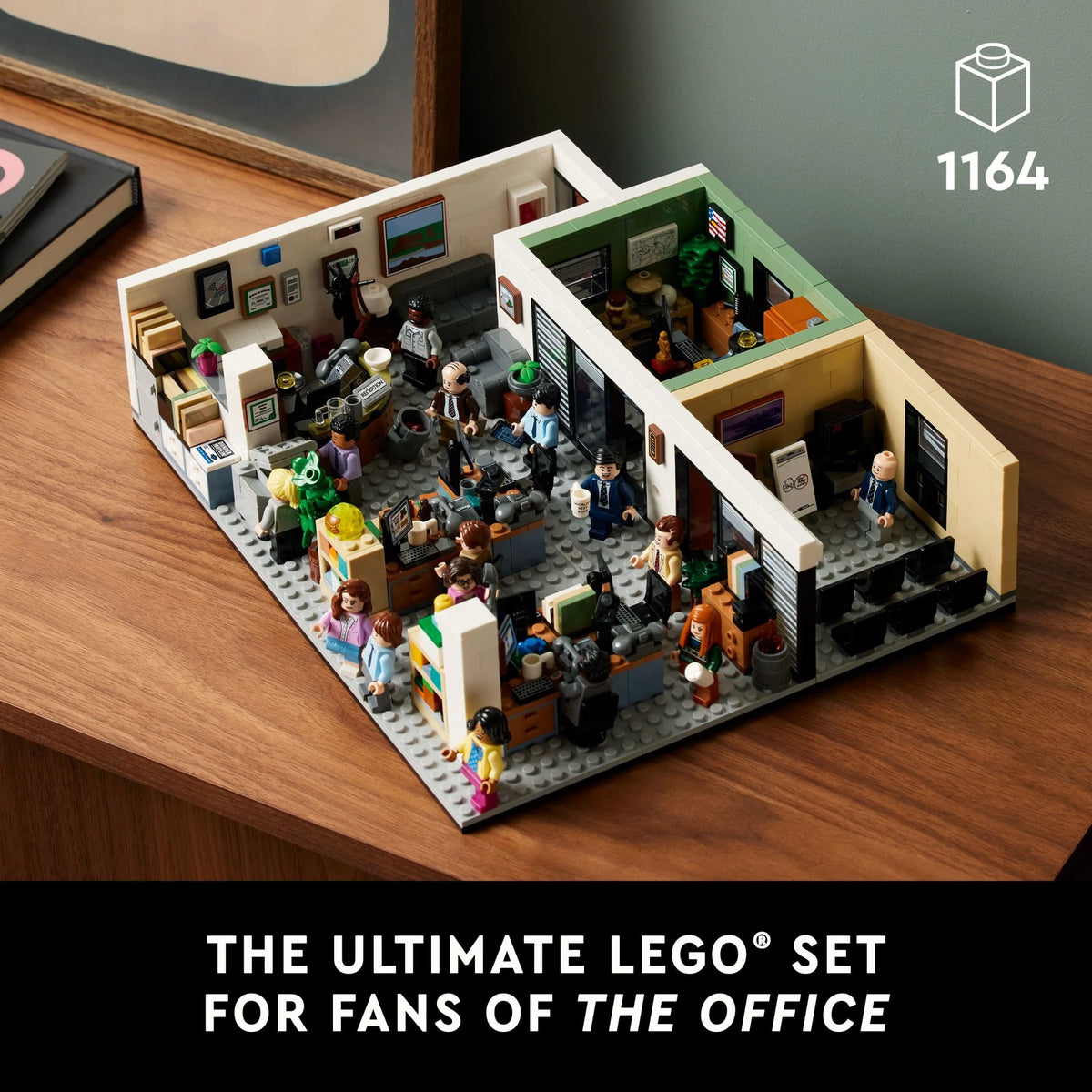 Building Set with 15 Characters Minifigures A803