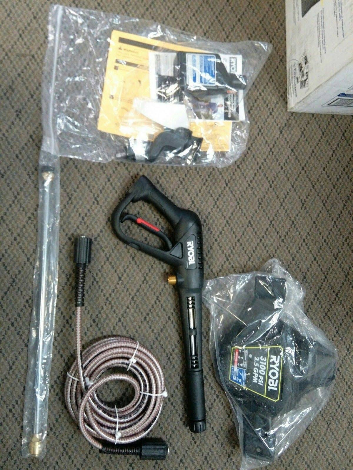 3100-PSI 2.5-GPM Gas Pressure Washer X64497