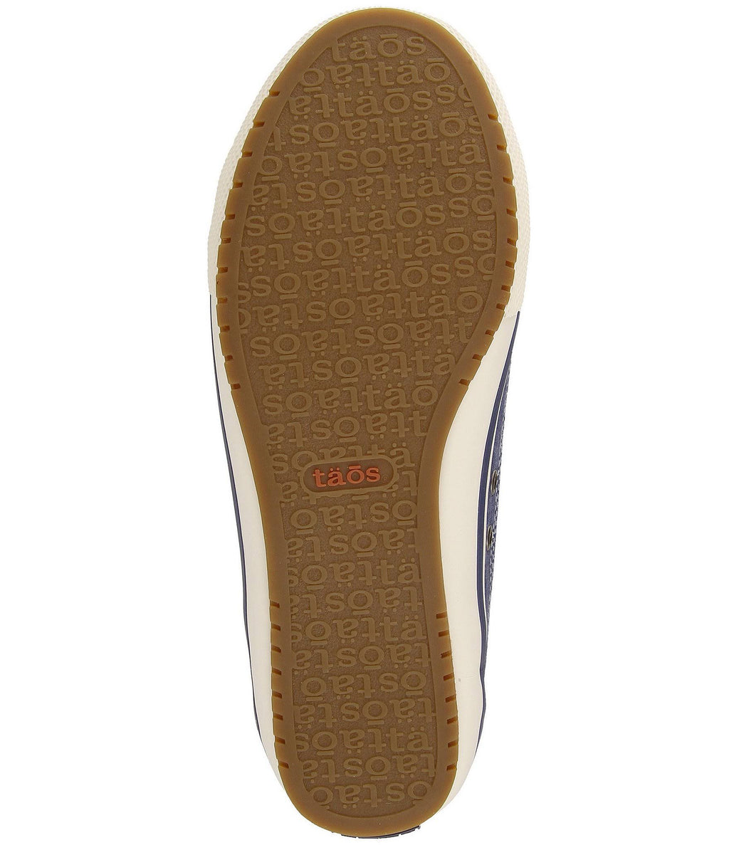 White Canvas Wide Shoes J809095