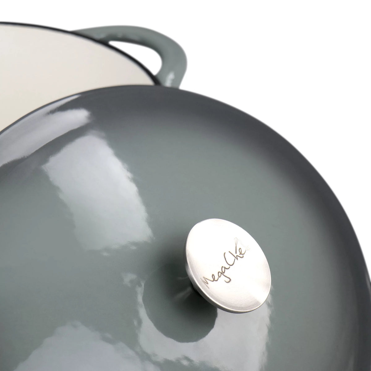 7 Quarts Oval Enameled Cast Iron Casserole F76527