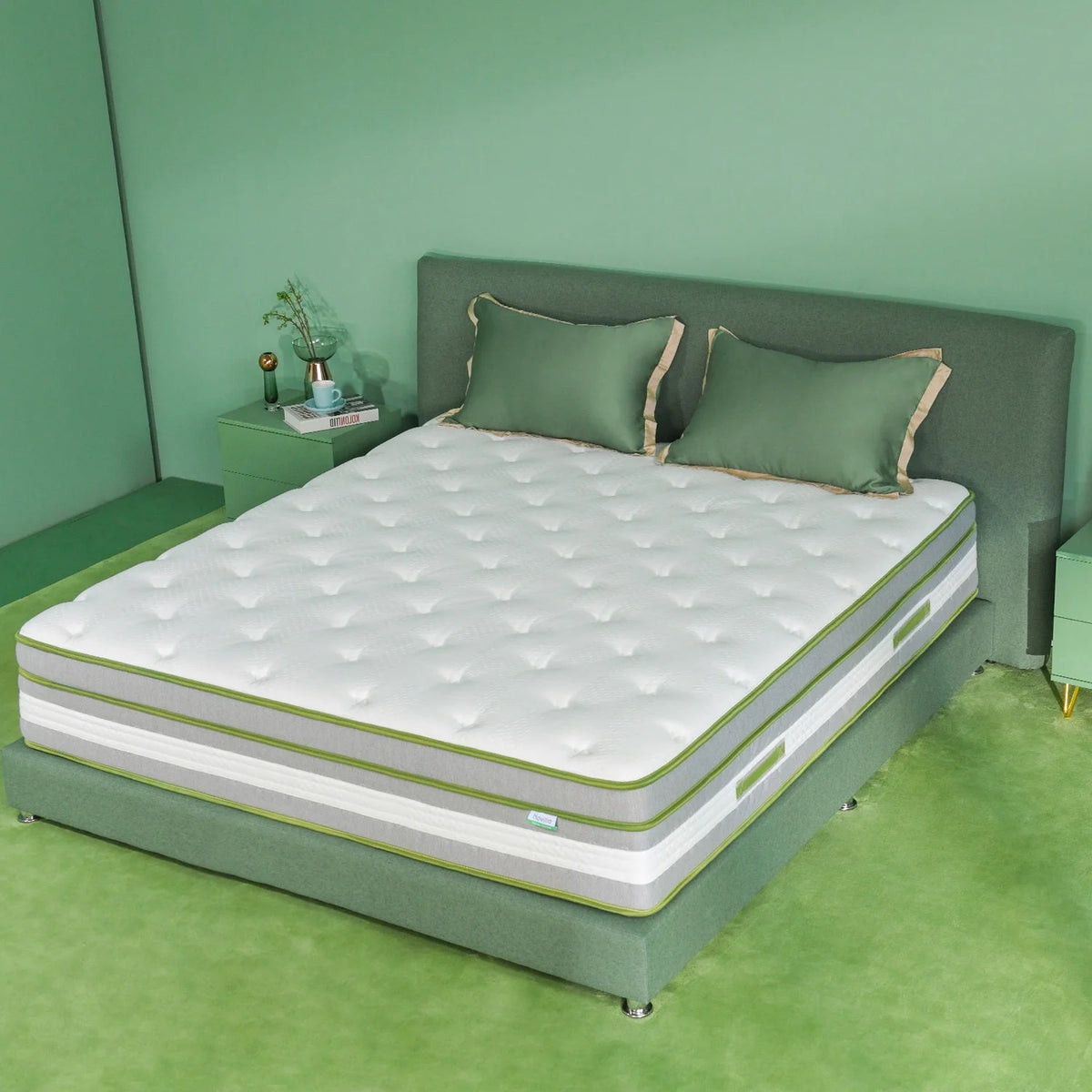Queen Size Memory Foam Innerspring Hybrid Mattress Z996
