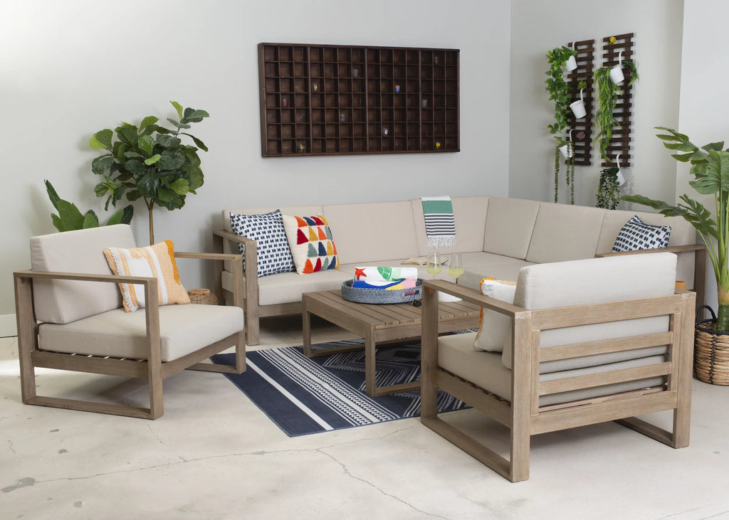 Natural Outdoor Coffee Table L8619