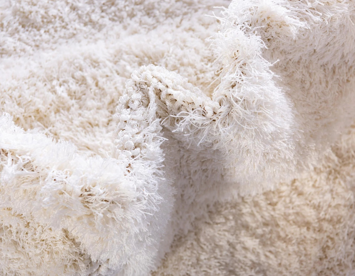 8' x 10' Ivory Shag Rug S10844