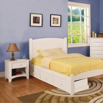 White Nightstand I651324