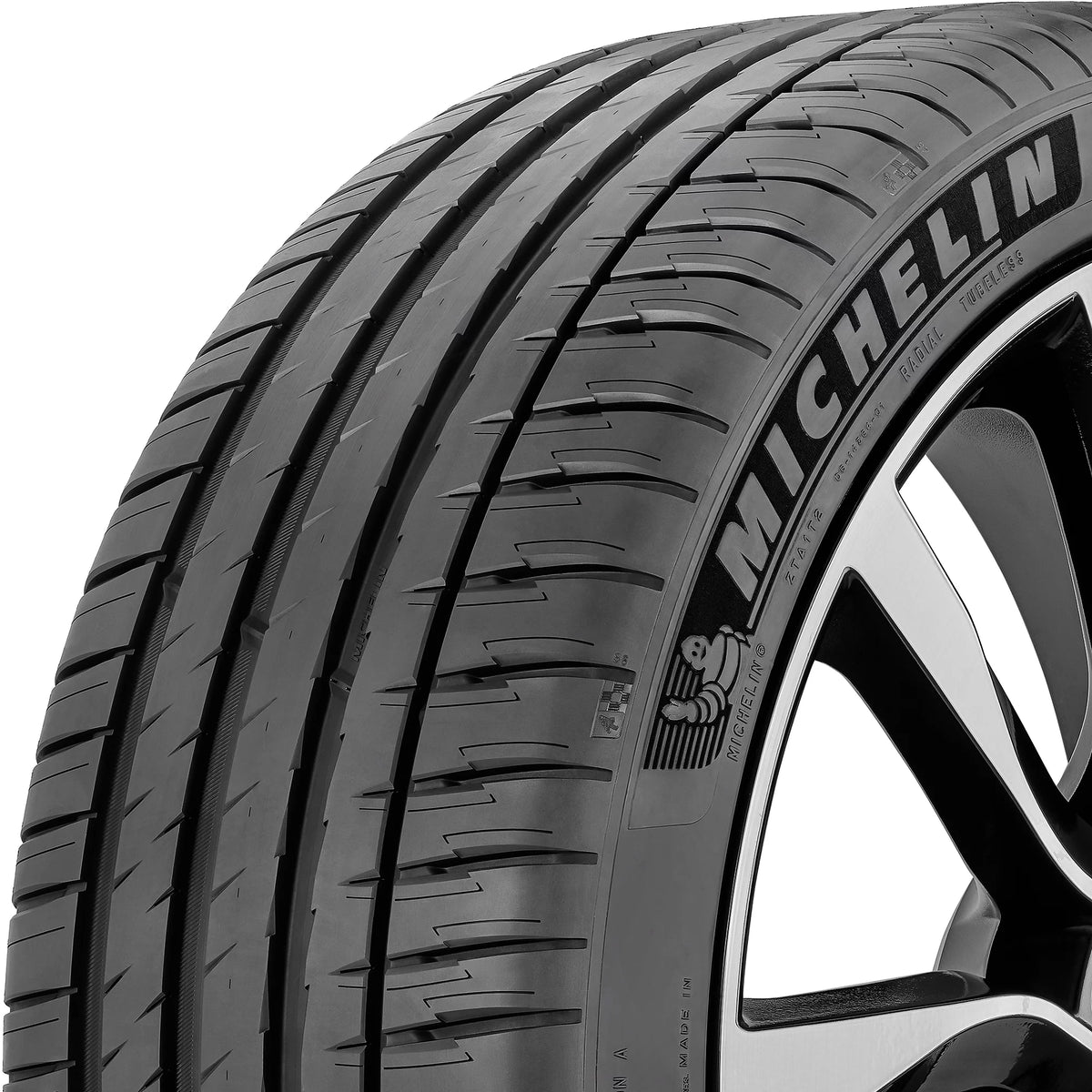 285/40R22 110Y XL Summer Tire Y446459