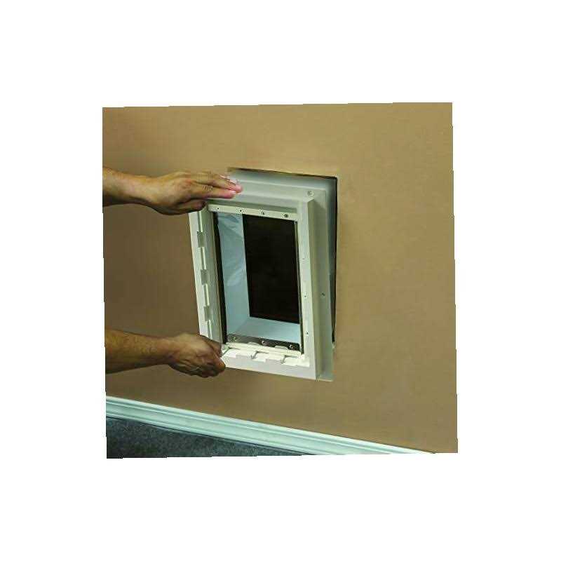 Wall Entry Pet Door with Telescoping Tunnel W884
