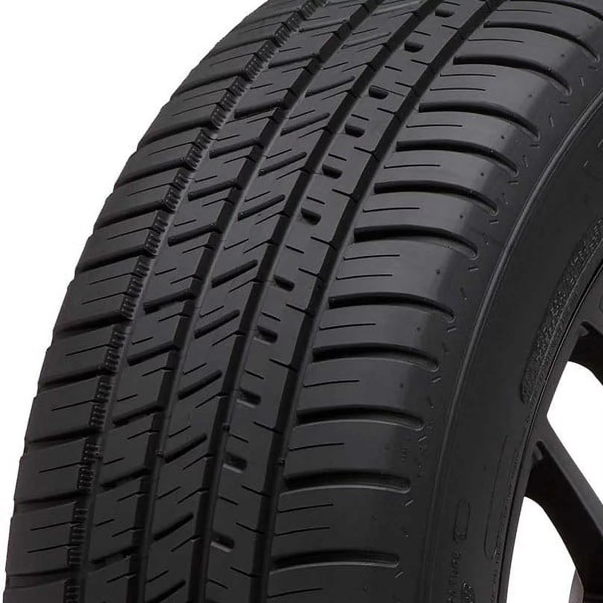 245/45R20 99V Performance Tire M68857